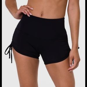 Onzie La Coqueta short size s/m